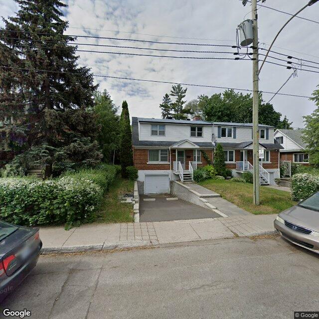 10330 Av. Hamel