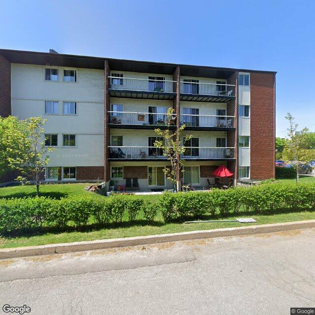 108 3200 Rue France-Prime