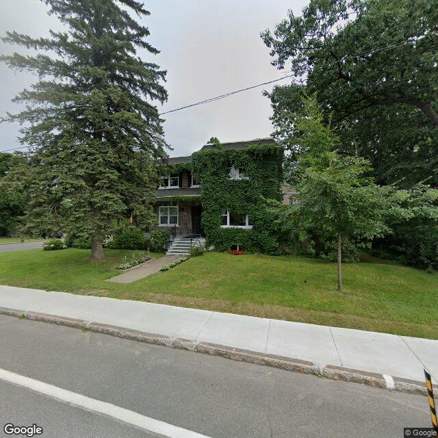 1785 Boul. Laurier