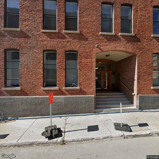 203-3720 Rue Clark