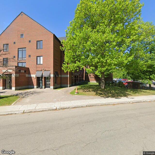 204-877 Rue Grandjean