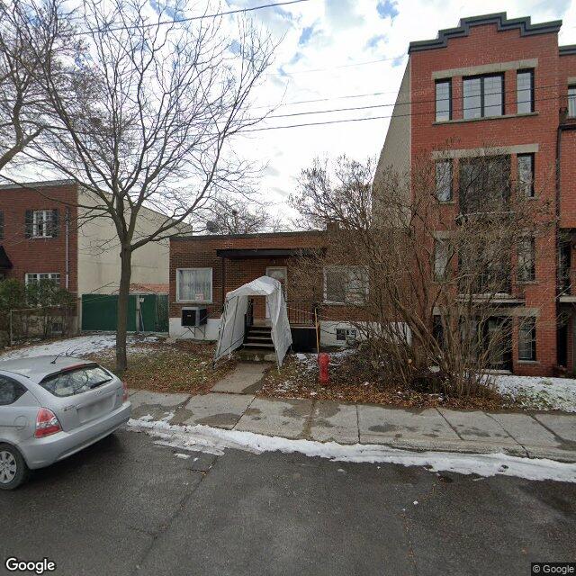 2430 Rue Du Quesne