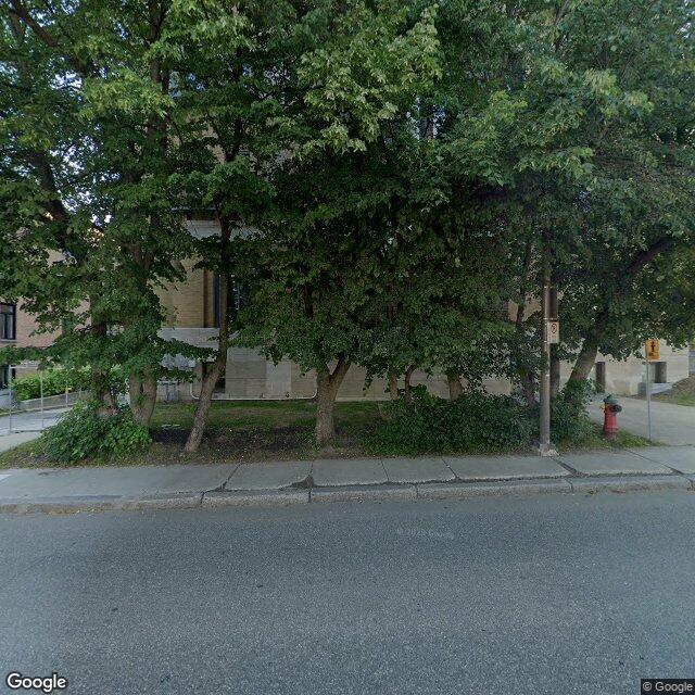 302-871 Av. Belvédère