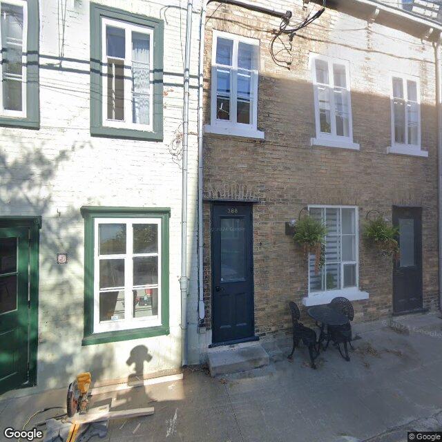 388 Rue Champlain