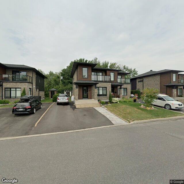 4037 Rue Louise-Fiset
