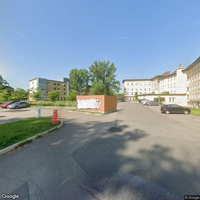 405-850 Av. de Vimy