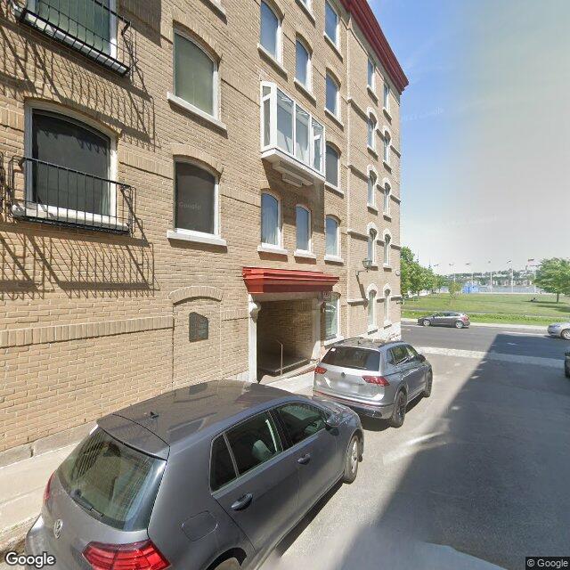 410-205 Rue du Porche