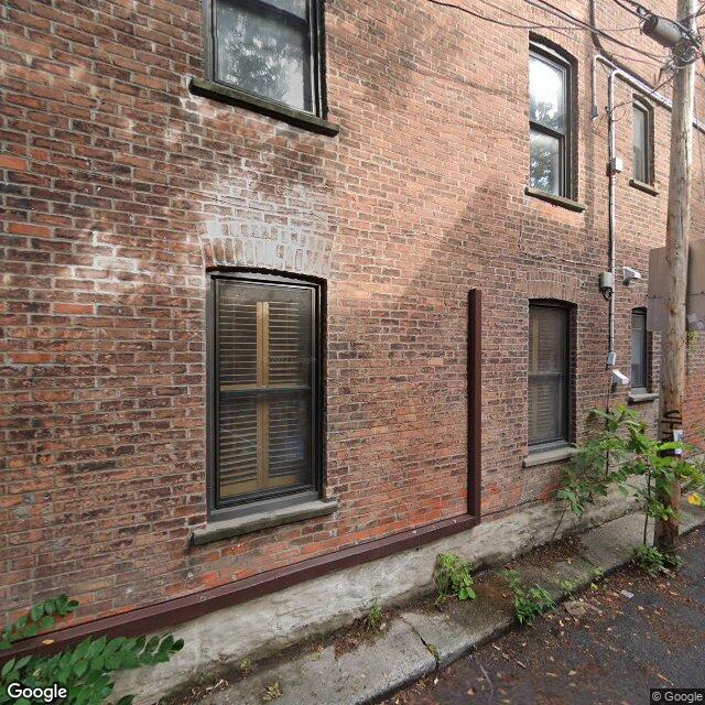 4516 Rue Boyer