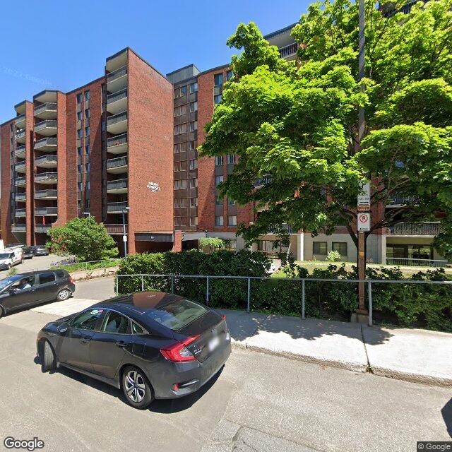811-775 Av. Murray
