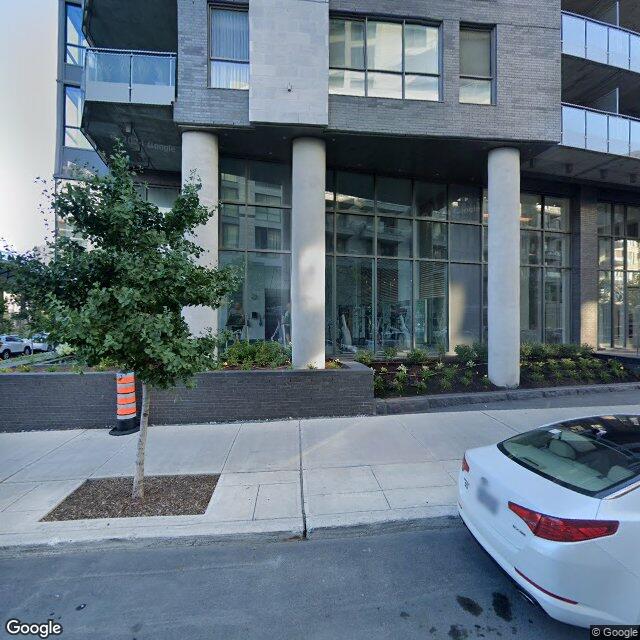 919-365-Rue St-André